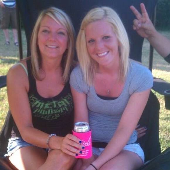 Meet your Posher, Karly - Picture 1 of 1